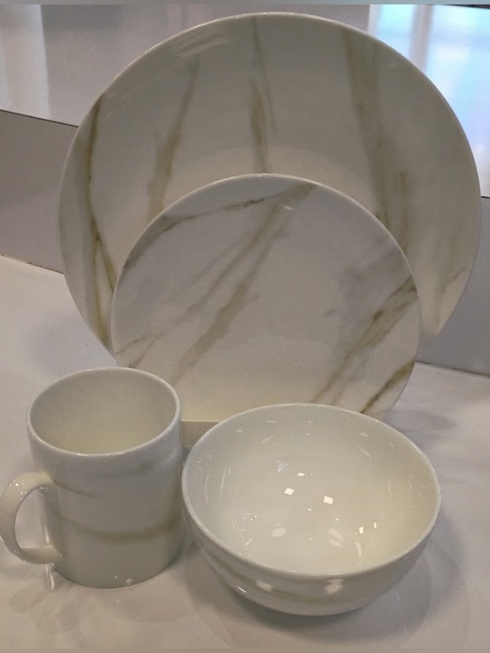 Wedgwood Vera Wang for Wedgwood Vera Venato Imperial 4-Piece Place Setting, NEW